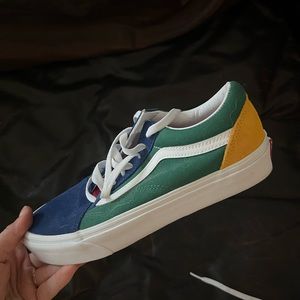 Primary colors vans size 9